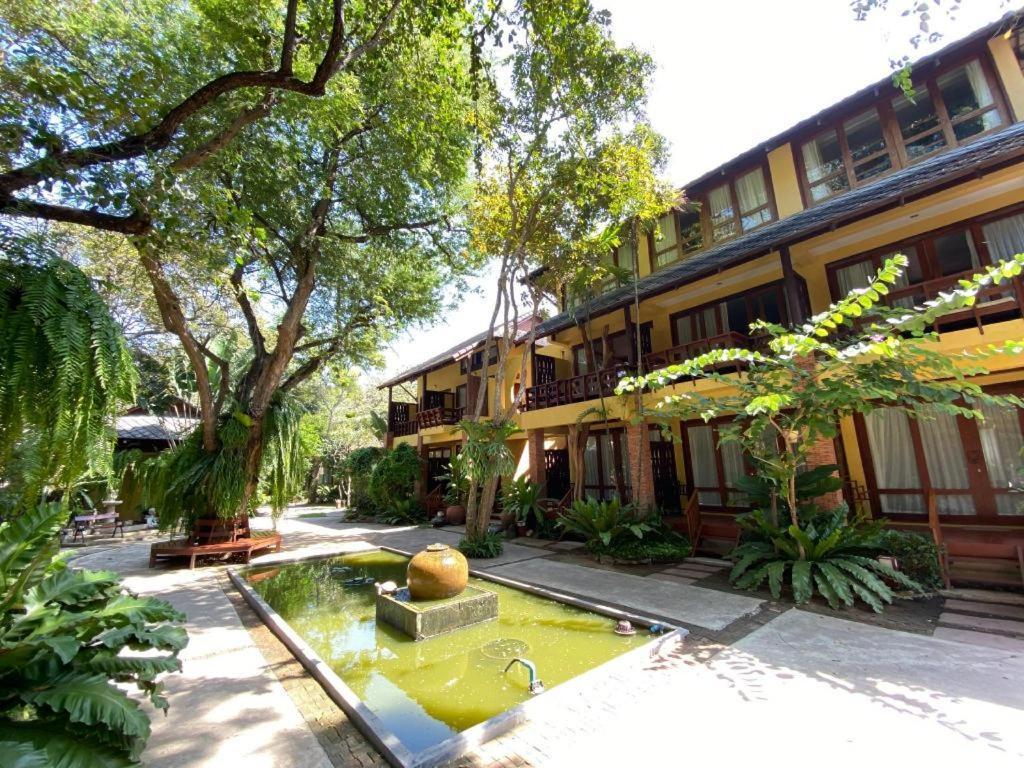 Baan Talay Dao Resort HHQ Exterior foto