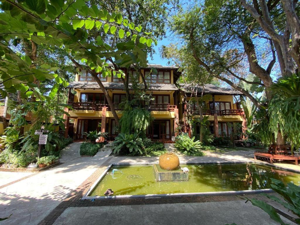 Baan Talay Dao Resort HHQ Exterior foto