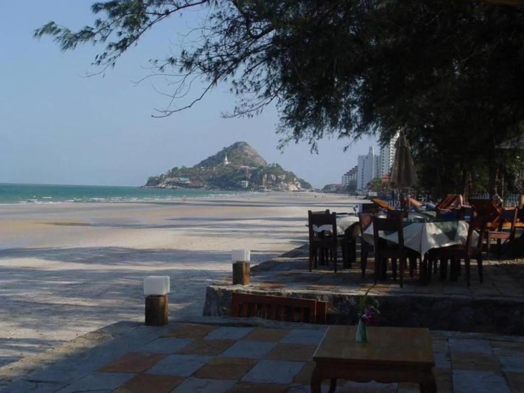 Baan Talay Dao Resort HHQ Exterior foto